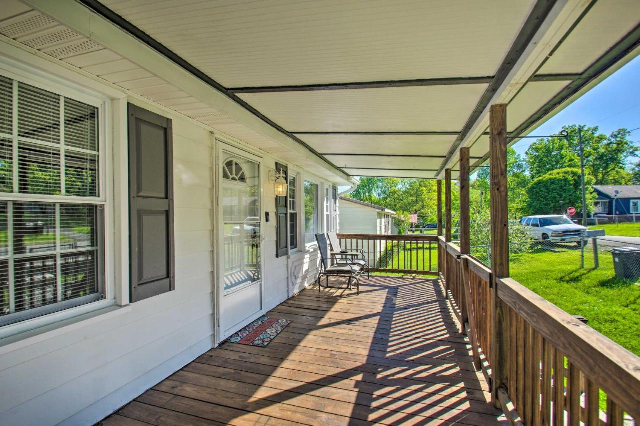 Dog-Friendly Fayetteville Home With Hot Tub! Екстериор снимка