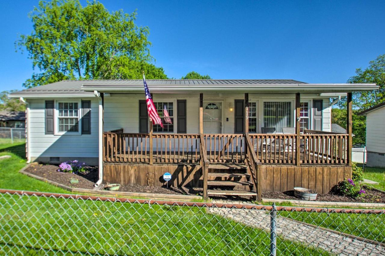 Dog-Friendly Fayetteville Home With Hot Tub! Екстериор снимка