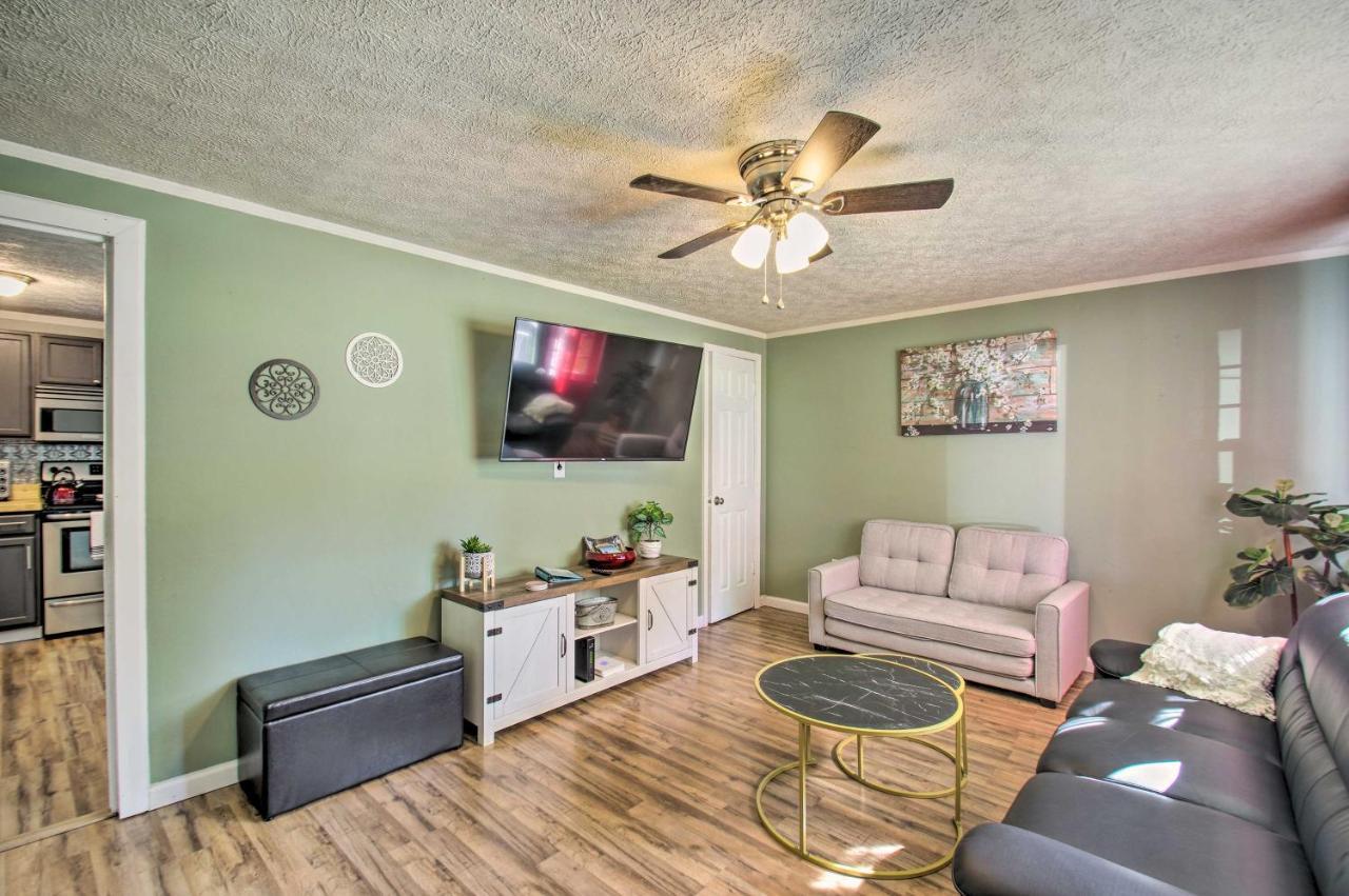 Dog-Friendly Fayetteville Home With Hot Tub! Екстериор снимка