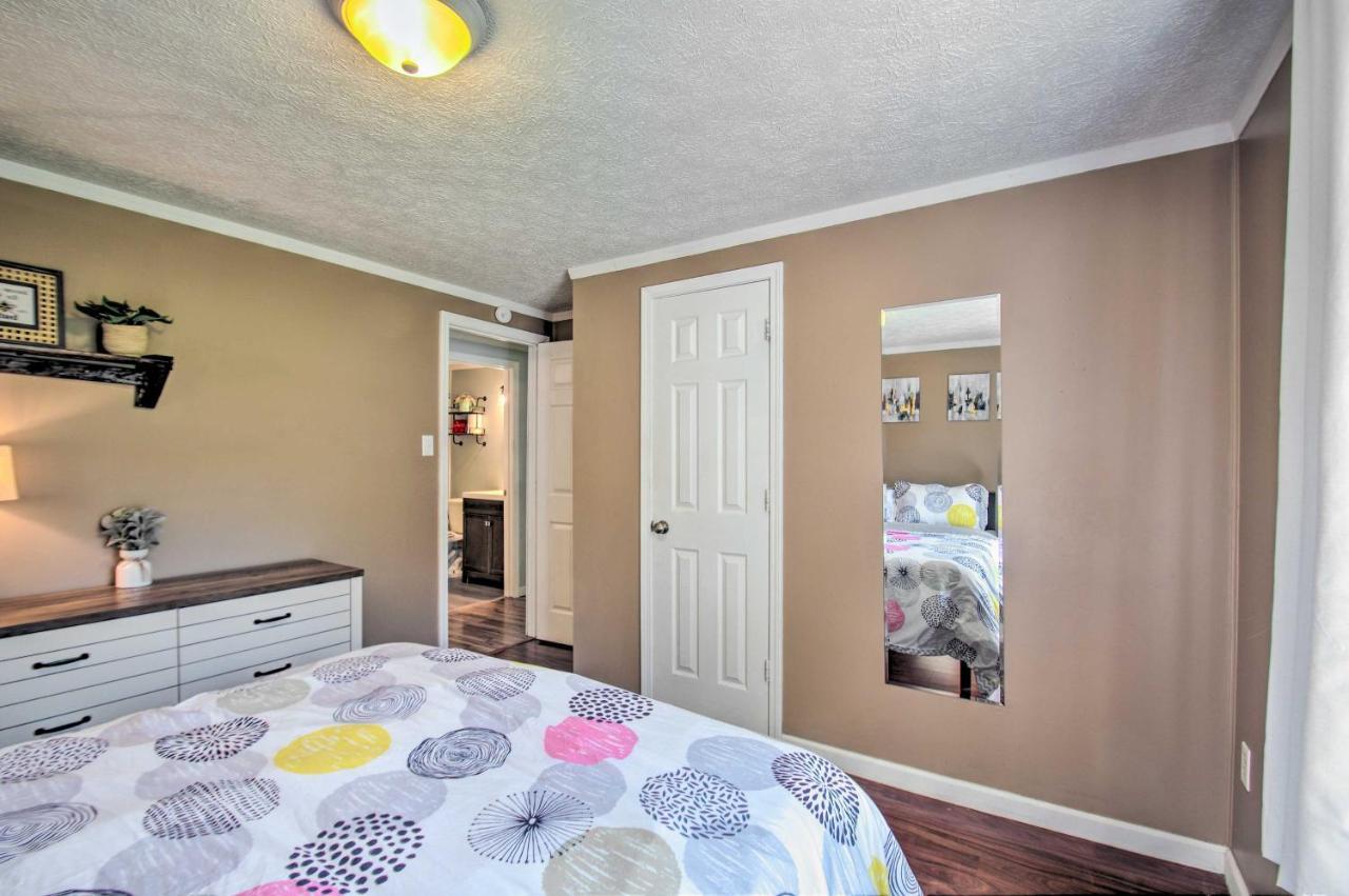 Dog-Friendly Fayetteville Home With Hot Tub! Екстериор снимка