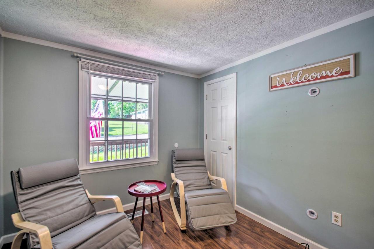 Dog-Friendly Fayetteville Home With Hot Tub! Екстериор снимка