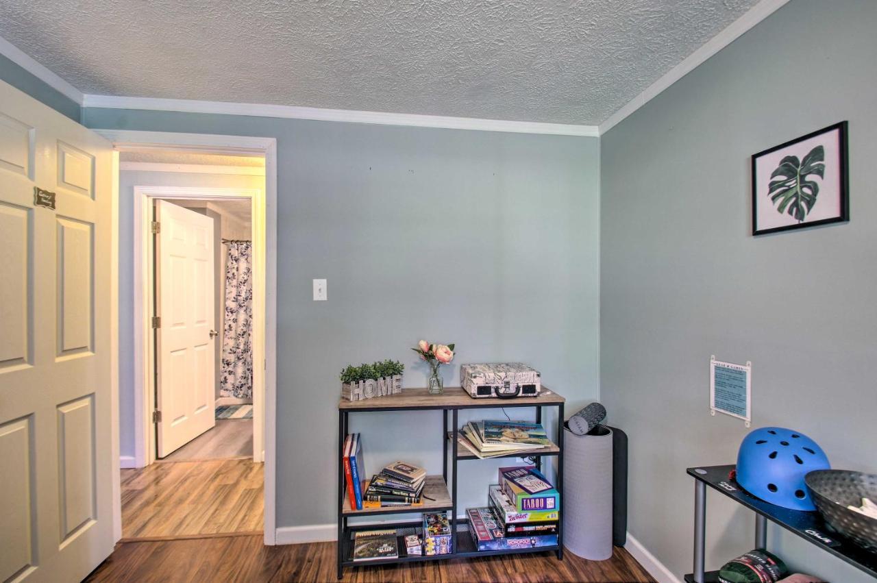 Dog-Friendly Fayetteville Home With Hot Tub! Екстериор снимка